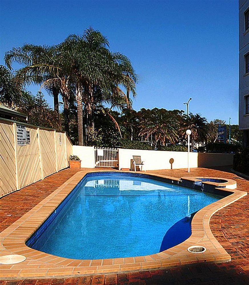 Burleigh Gardens North Hi-rise