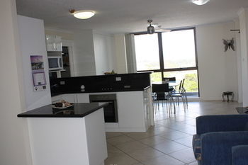 Burleigh Gardens North Hi-rise